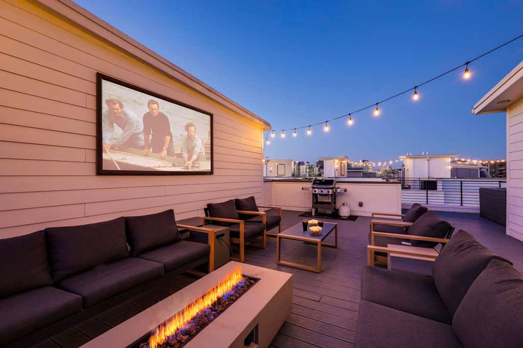 Birdsong - Rooftop cinema & skyline views