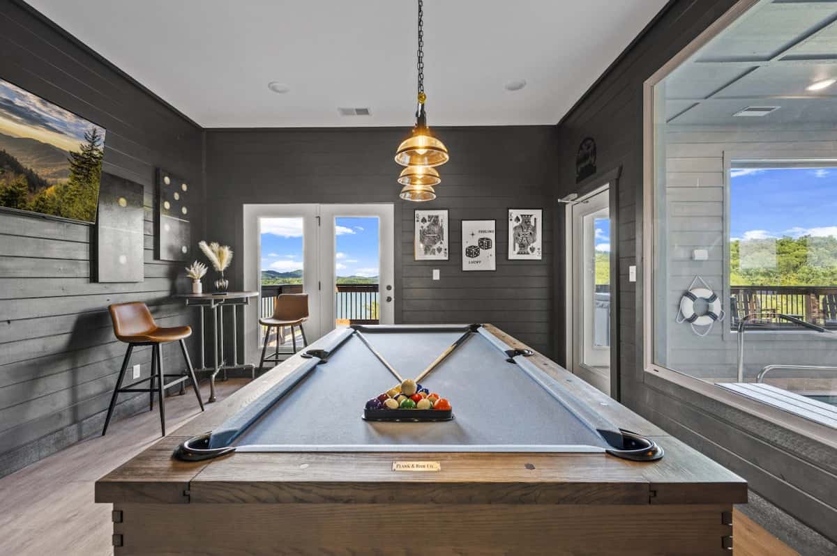  Lakefront Retreat w/ Pool, Hot Tub, Game Room