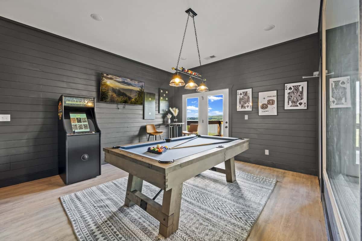  Lakefront Retreat w/ Pool, Hot Tub, Game Room
