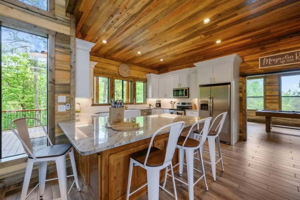 Magnolia Ridge - Hot tub, fire pit & game room