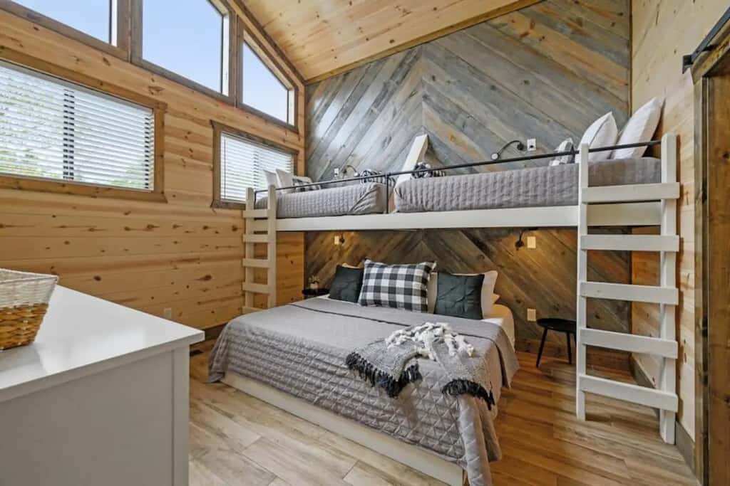 Magnolia Ridge - Hot tub, fire pit & game room