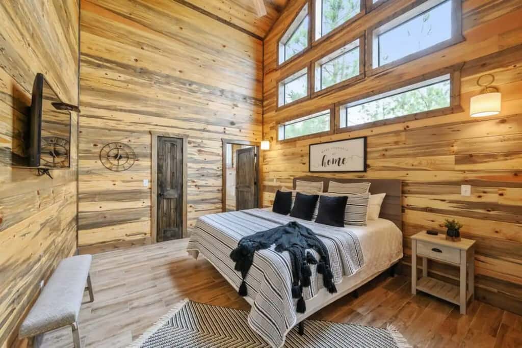Magnolia Ridge - Hot tub, fire pit & game room