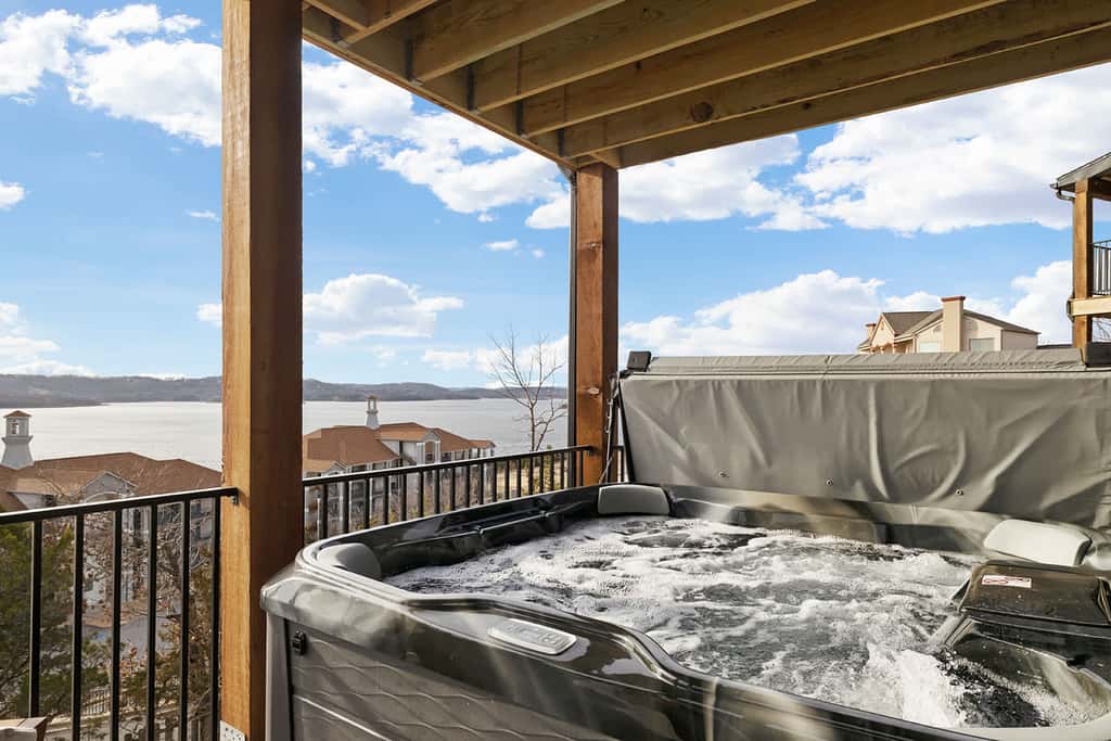 Sky View - Lakefront, indoor pool & arcades