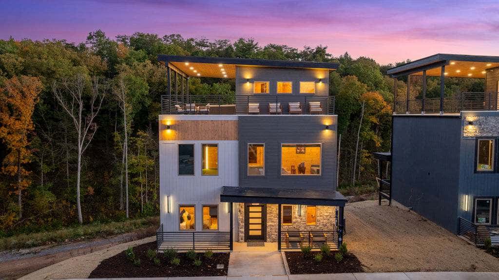 3BR Smokies Fairway | Hot Tub, Arcade & Rooftop