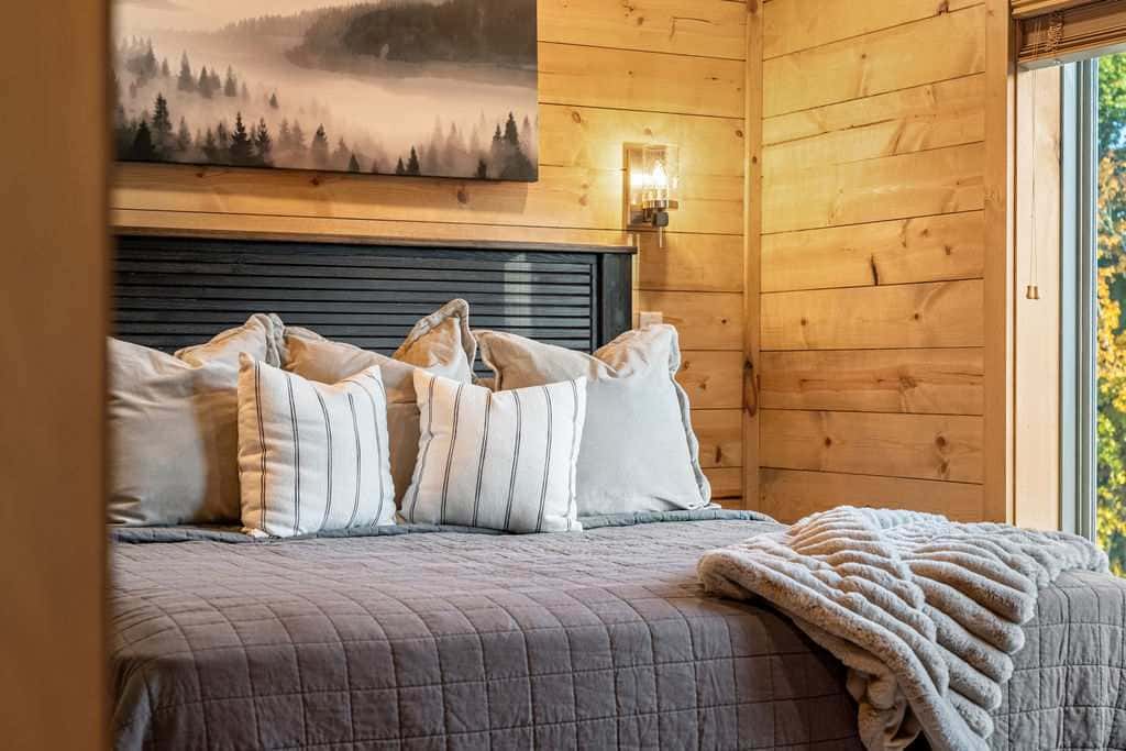 3BR Smokies Fairway | Hot Tub, Arcade & Rooftop