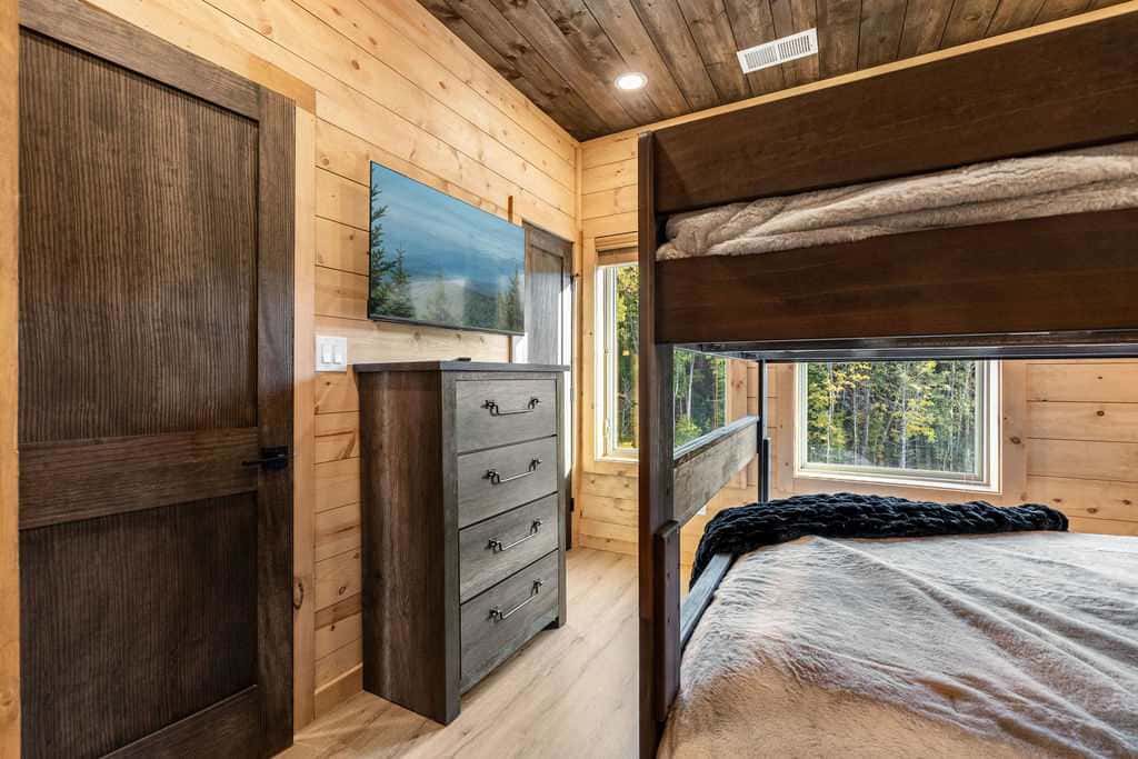 3BR Smokies Fairway | Hot Tub, Arcade & Rooftop