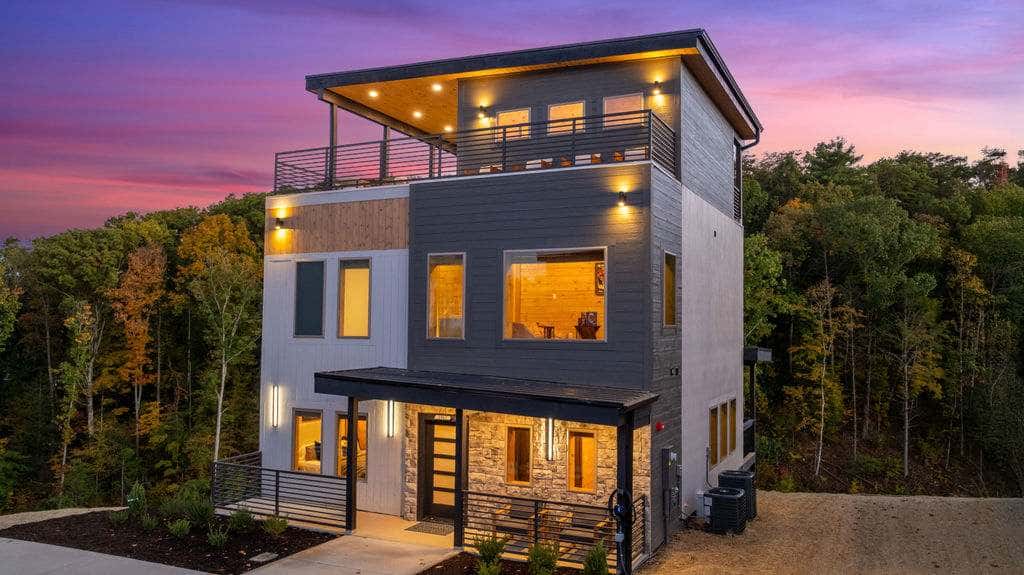 3BR Smokies Fairway | Hot Tub, Arcade & Rooftop