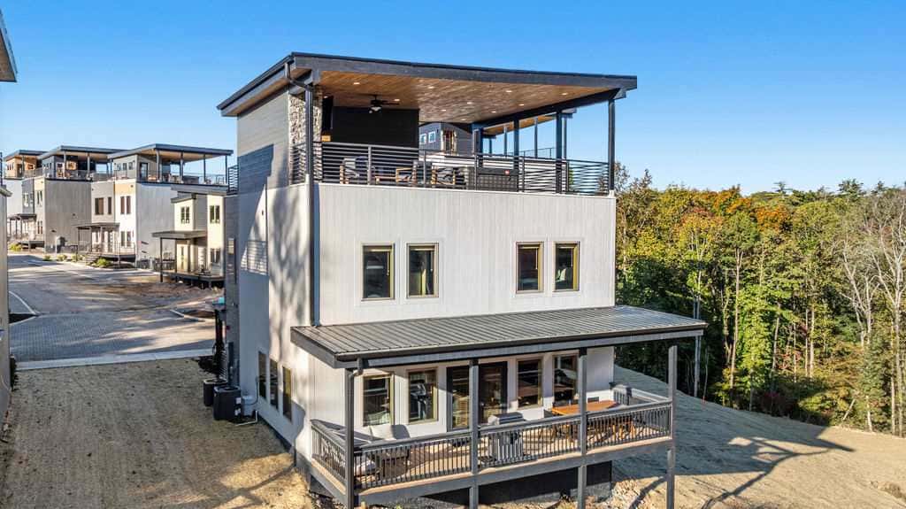 3BR Smokies Fairway | Hot Tub, Arcade & Rooftop