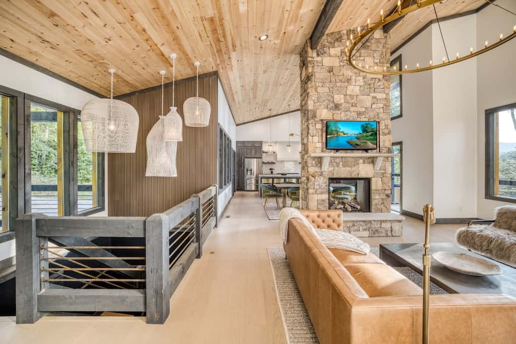 Morgan Trail - Hot tub & ping pong table