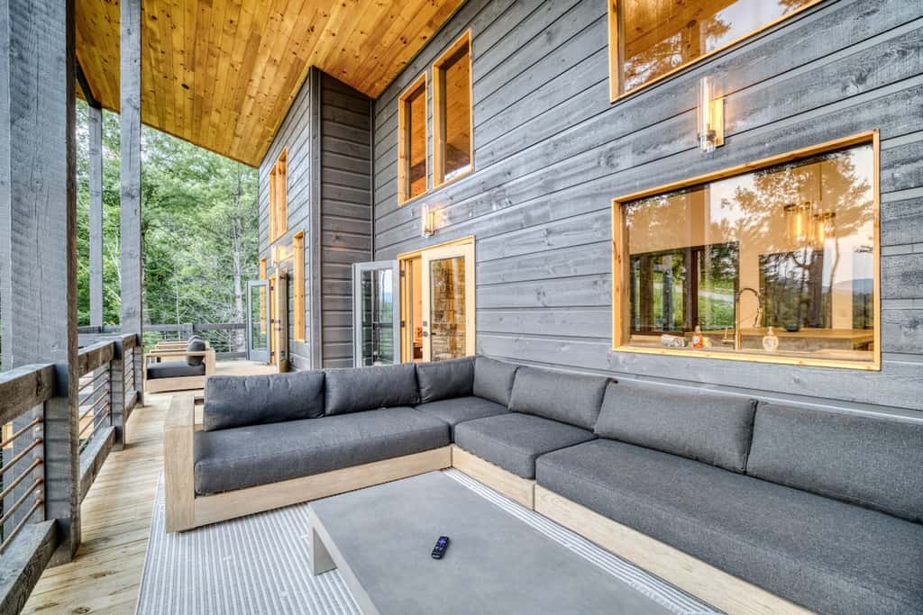 Morgan Trail - Hot tub & ping pong table