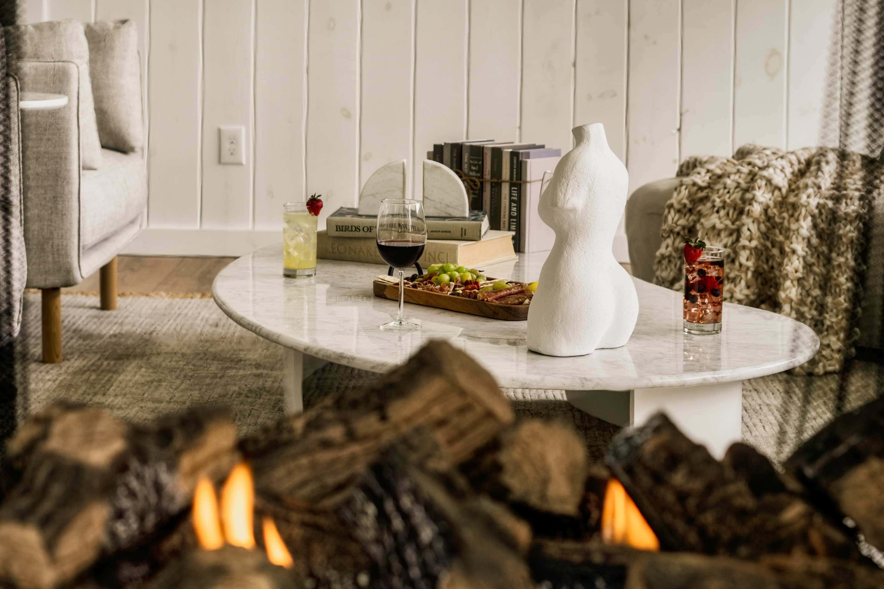 Luxe Home - Heated Pool, Hot Tub & Mountain Views!