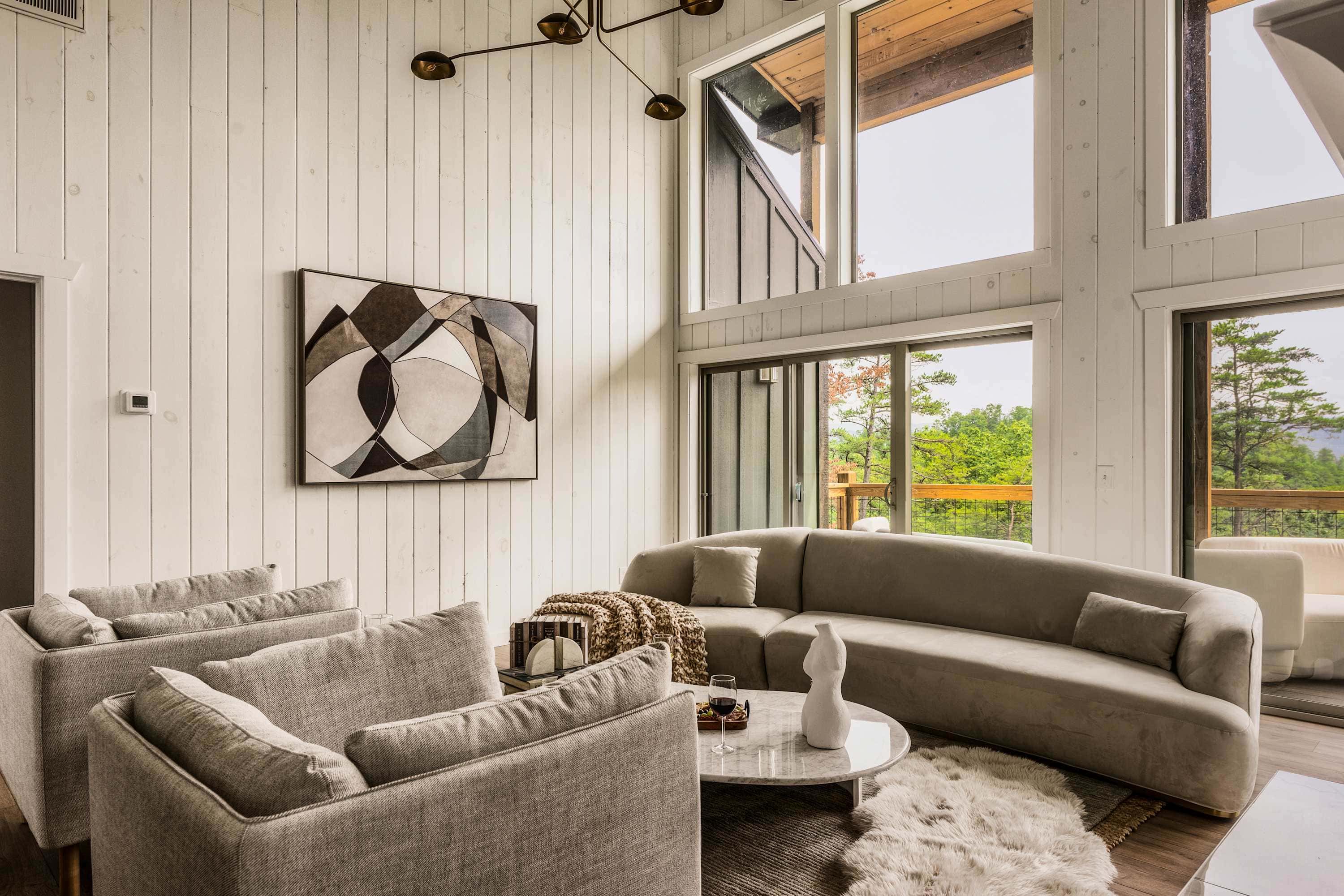 Luxe Home - Heated Pool, Hot Tub & Mountain Views!