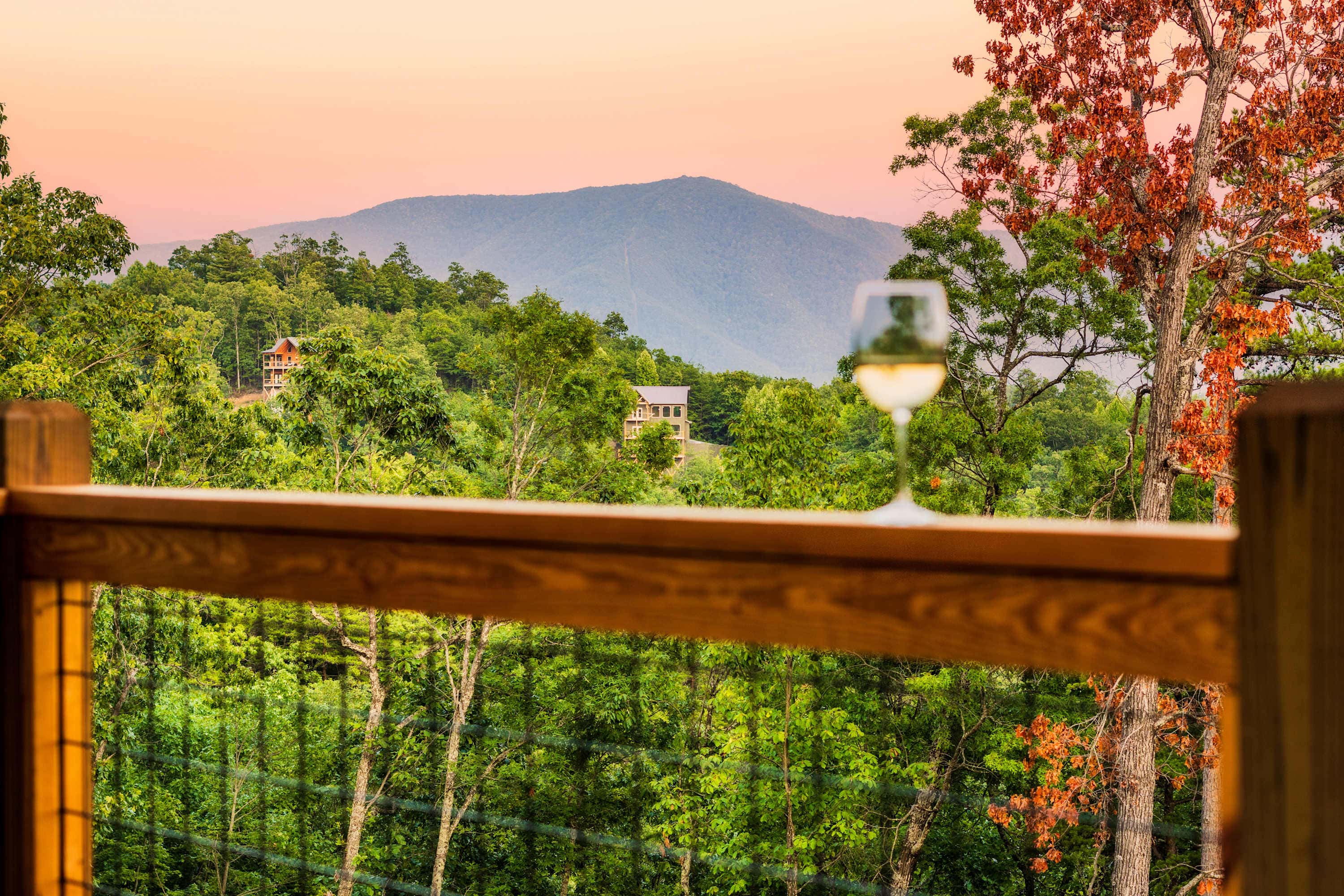 Luxe Home - Heated Pool, Hot Tub & Mountain Views!