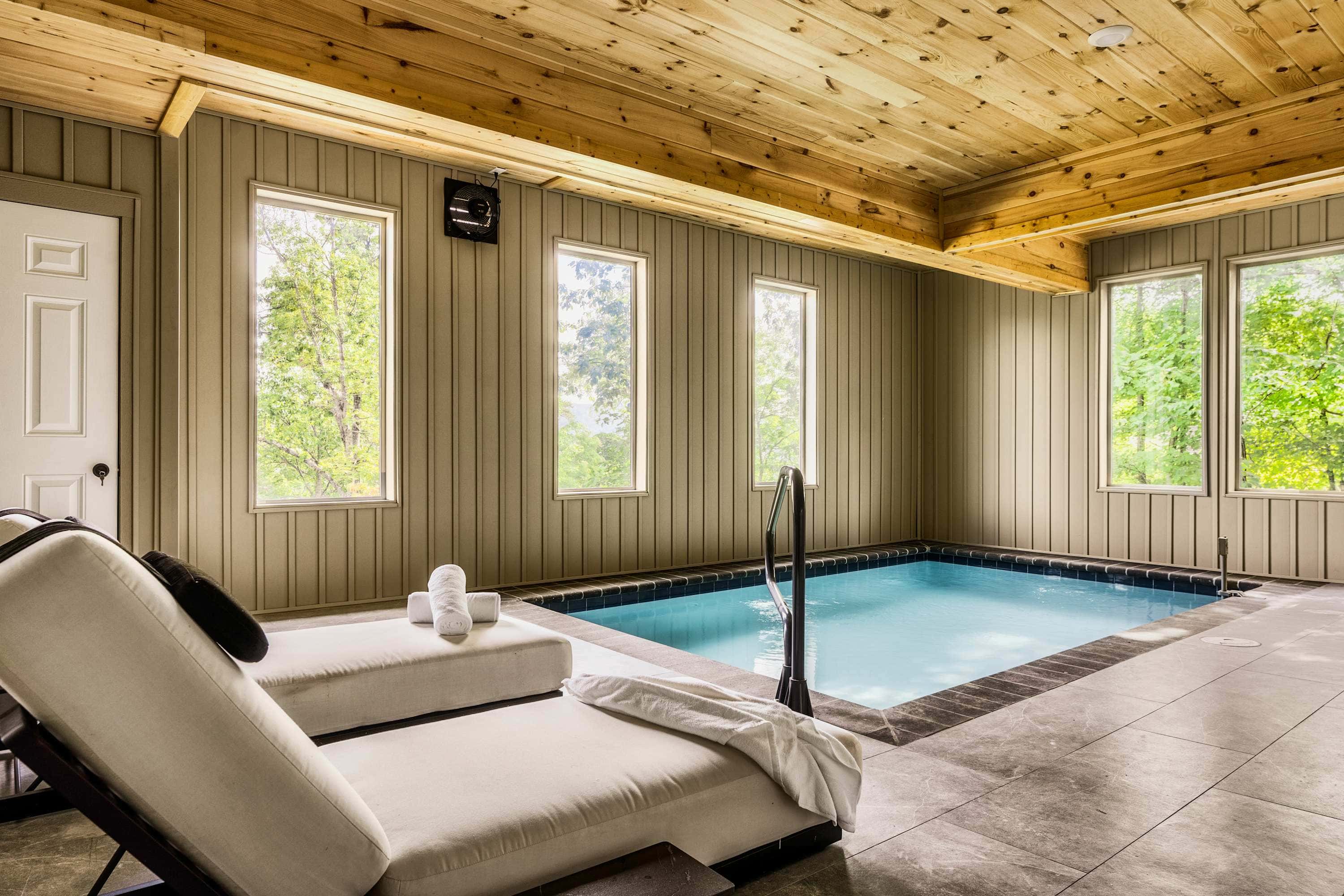 Luxe Home - Heated Pool, Hot Tub & Mountain Views!