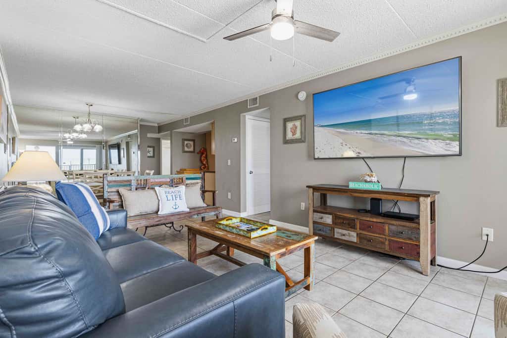 Waterfront Condo with shared pool & fitness room 