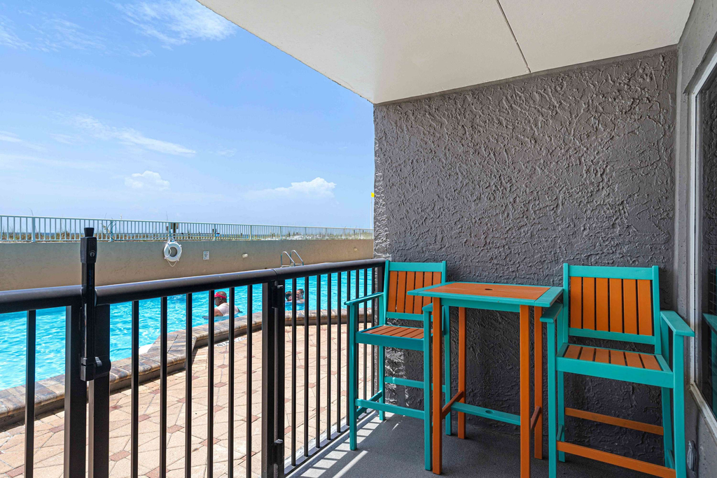 Waterfront Condo with shared pool & fitness room 