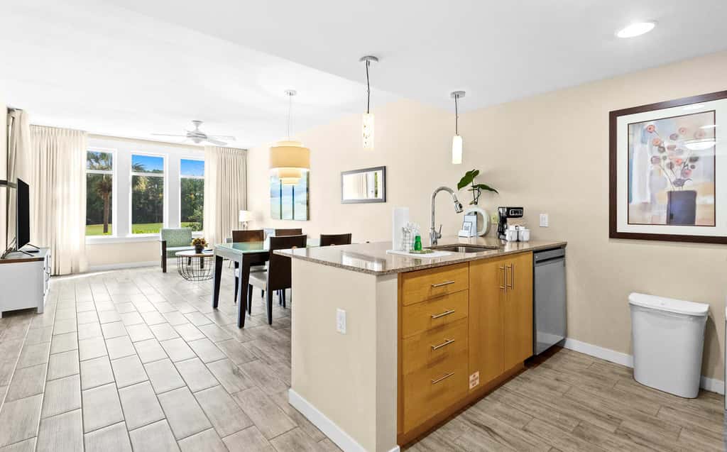 Fairway Views & Resort in Sandestin's Baytowne Wharf