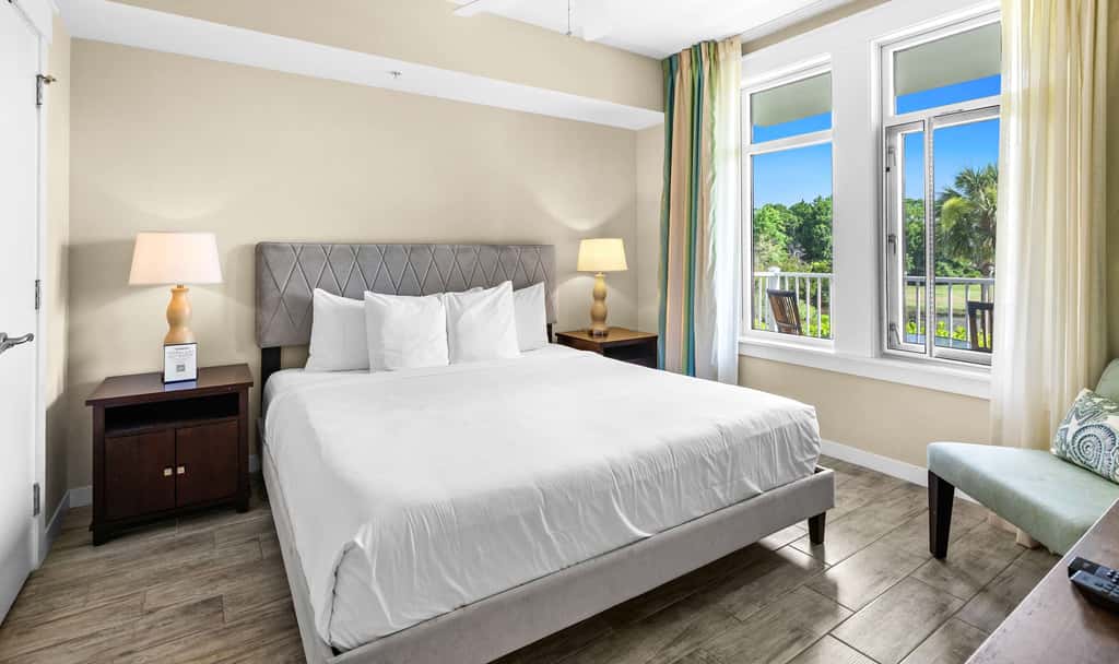 Fairway Views & Resort in Sandestin's Baytowne Wharf