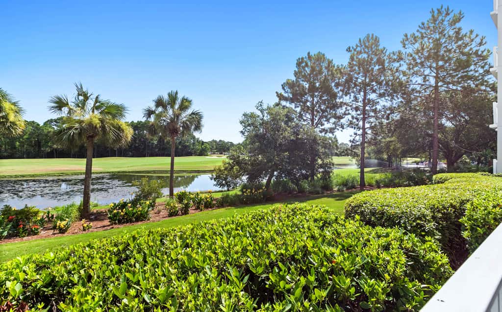 Fairway Views & Resort in Sandestin's Baytowne Wharf