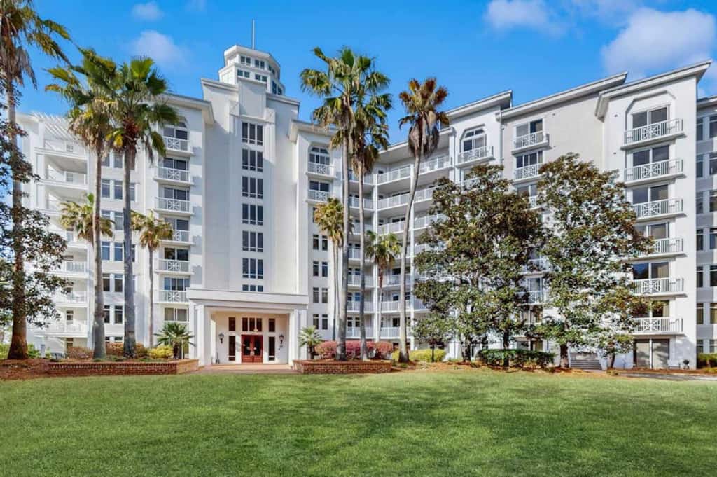 Fairway Views & Resort in Sandestin's Baytowne Wharf