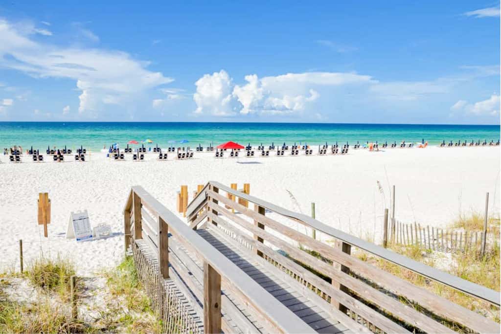 Fairway Views & Resort in Sandestin's Baytowne Wharf