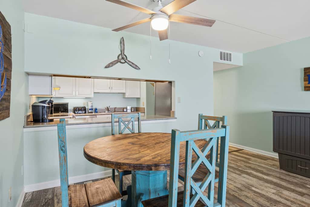 Beachfront Paradise with Stunning Gulf Views, Island Echo Condo