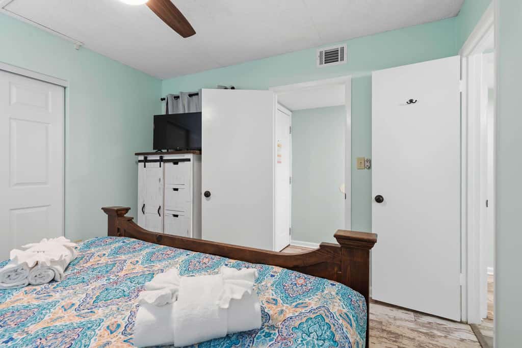Beachfront Paradise with Stunning Gulf Views, Island Echo Condo