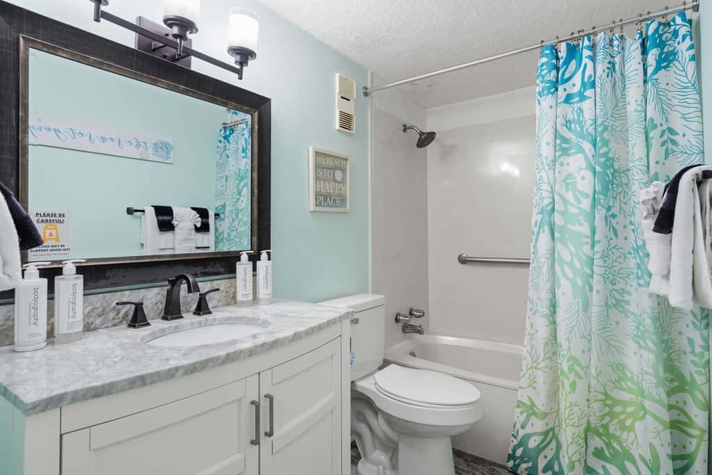 Beachfront Paradise with Stunning Gulf Views, Island Echo Condo
