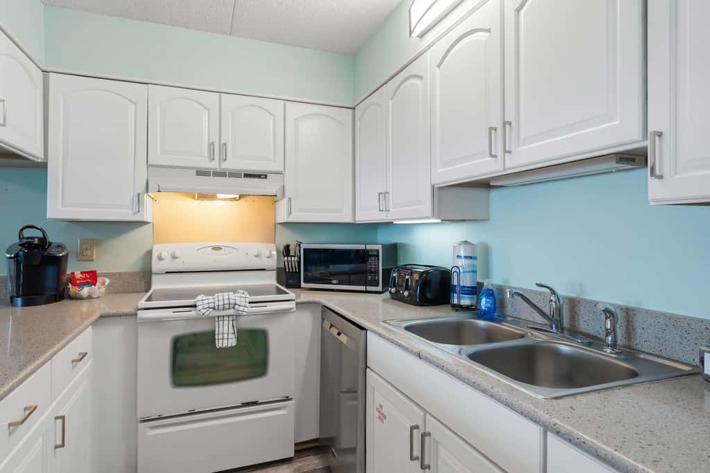 Beachfront Paradise with Stunning Gulf Views, Island Echo Condo