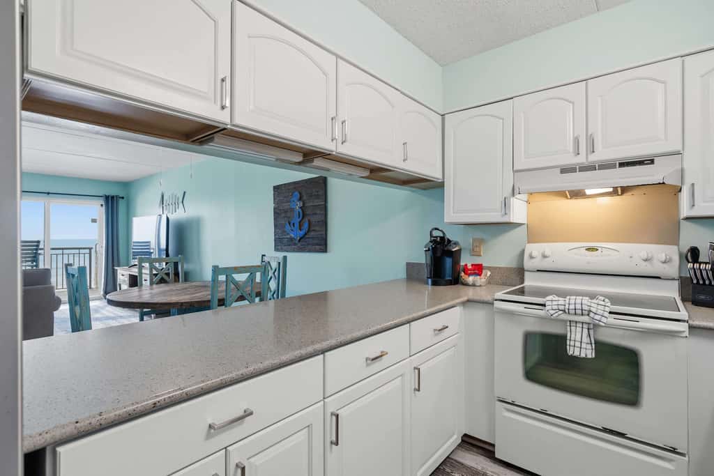 Beachfront Paradise with Stunning Gulf Views, Island Echo Condo