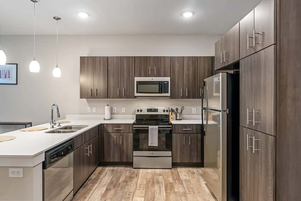 TWO CozySuites Penrose on Mass | 3 Beds