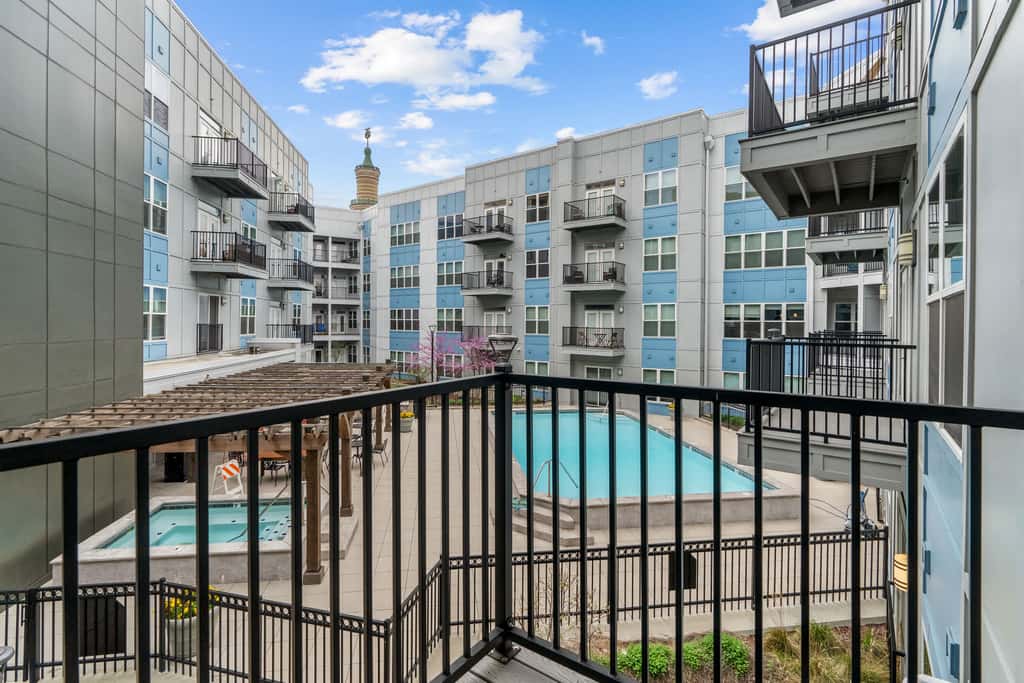 TWO CozySuites Penrose on Mass | 3 Beds