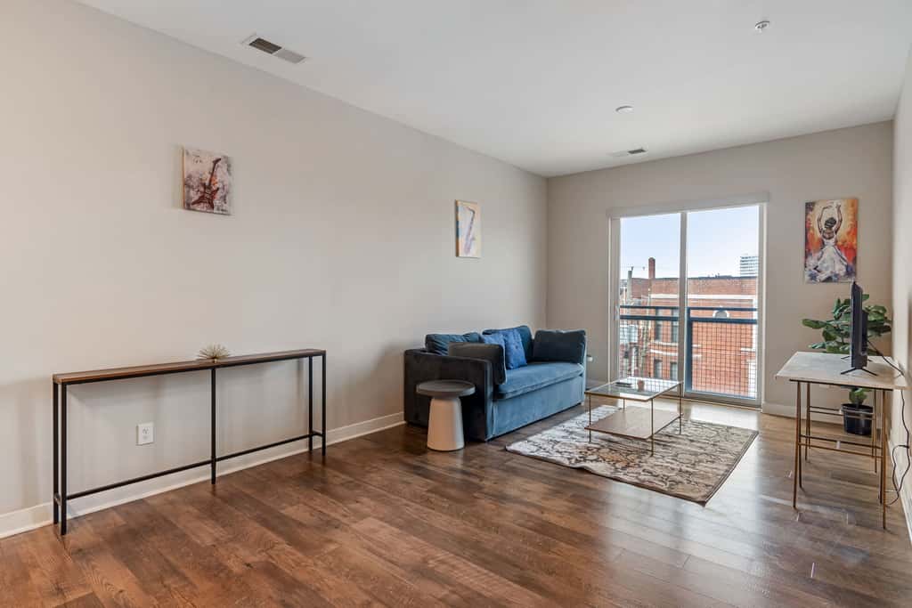 TWO CozySuites Penrose on Mass | 3 Beds