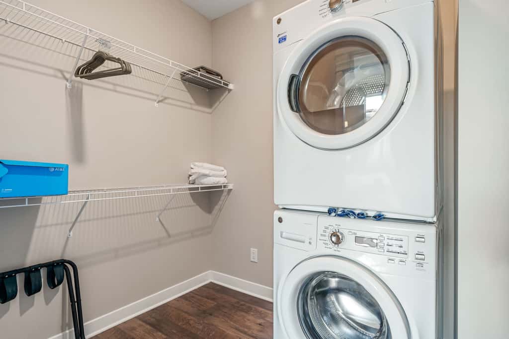 TWO CozySuites Penrose on Mass | 3 Beds