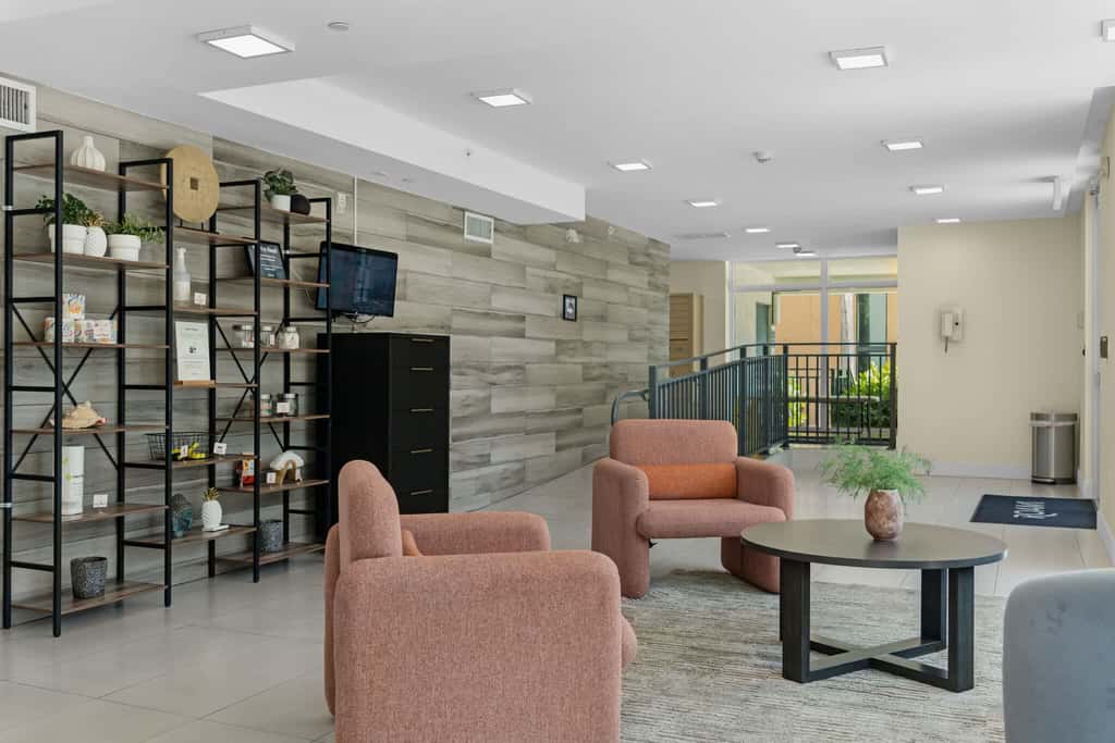 Roami at Grove 27 | Coconut Grove | 1BR