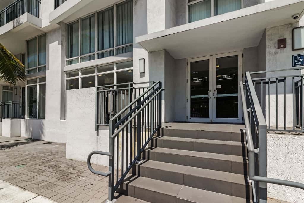 Roami at Grove 27 | Coconut Grove | 1BR