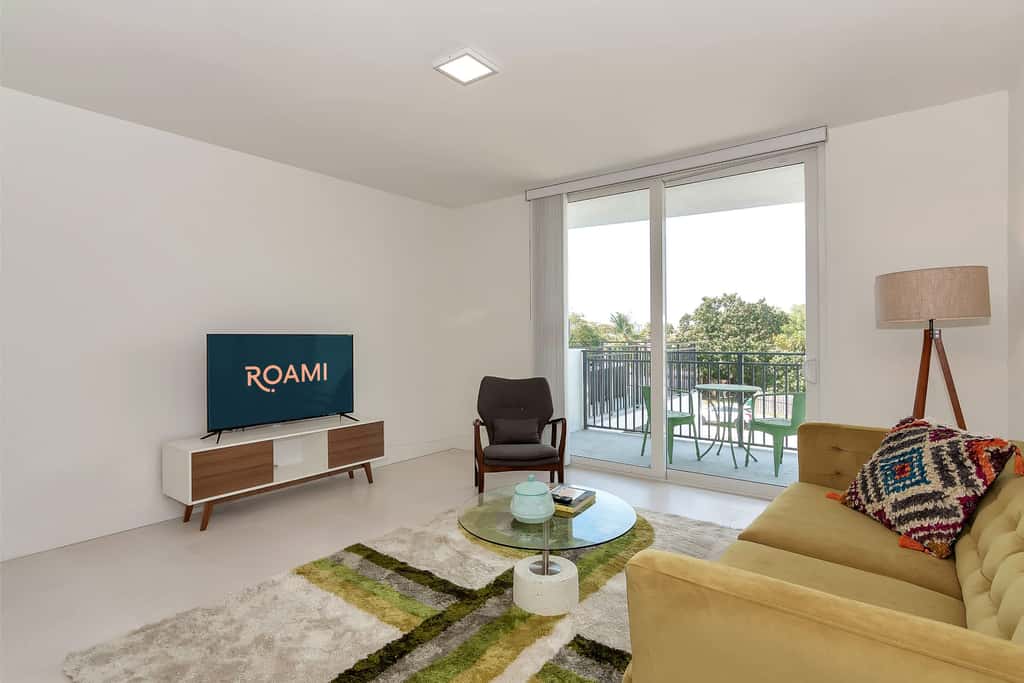 Roami at Grove 27 | 15 Min to Beach | 3BR