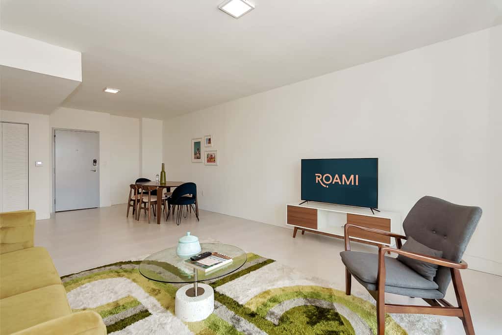 Roami at Grove 27 | 15 Min to Beach | 3BR