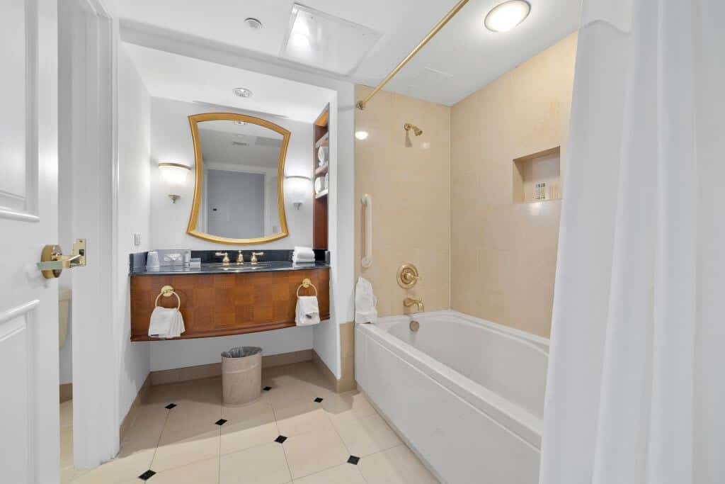 CozySuites Showboat Stylish 2BR 3BA Boardwalk Condo