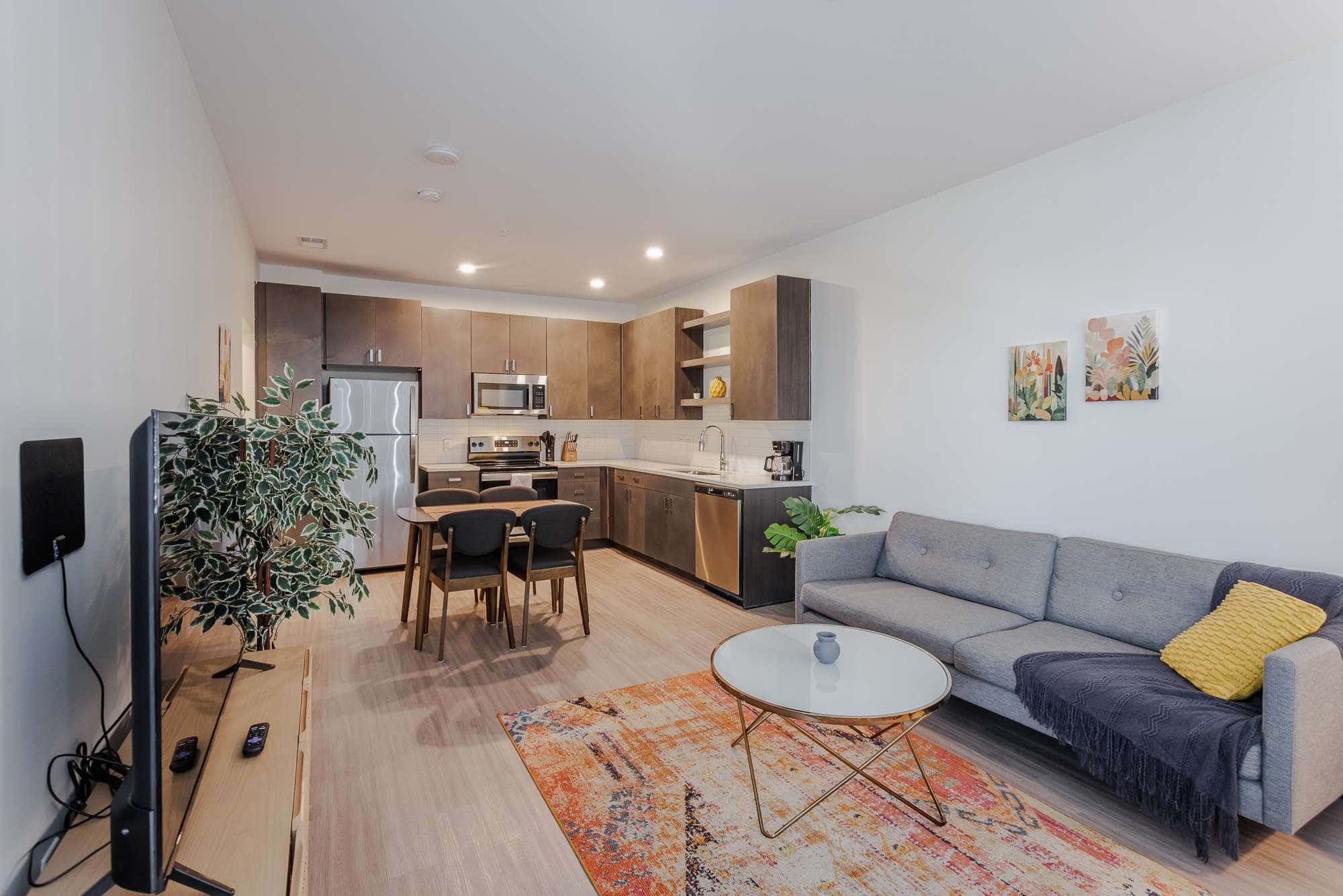 CozySuites ArtCincy 4BR in Downtown Cincinnati