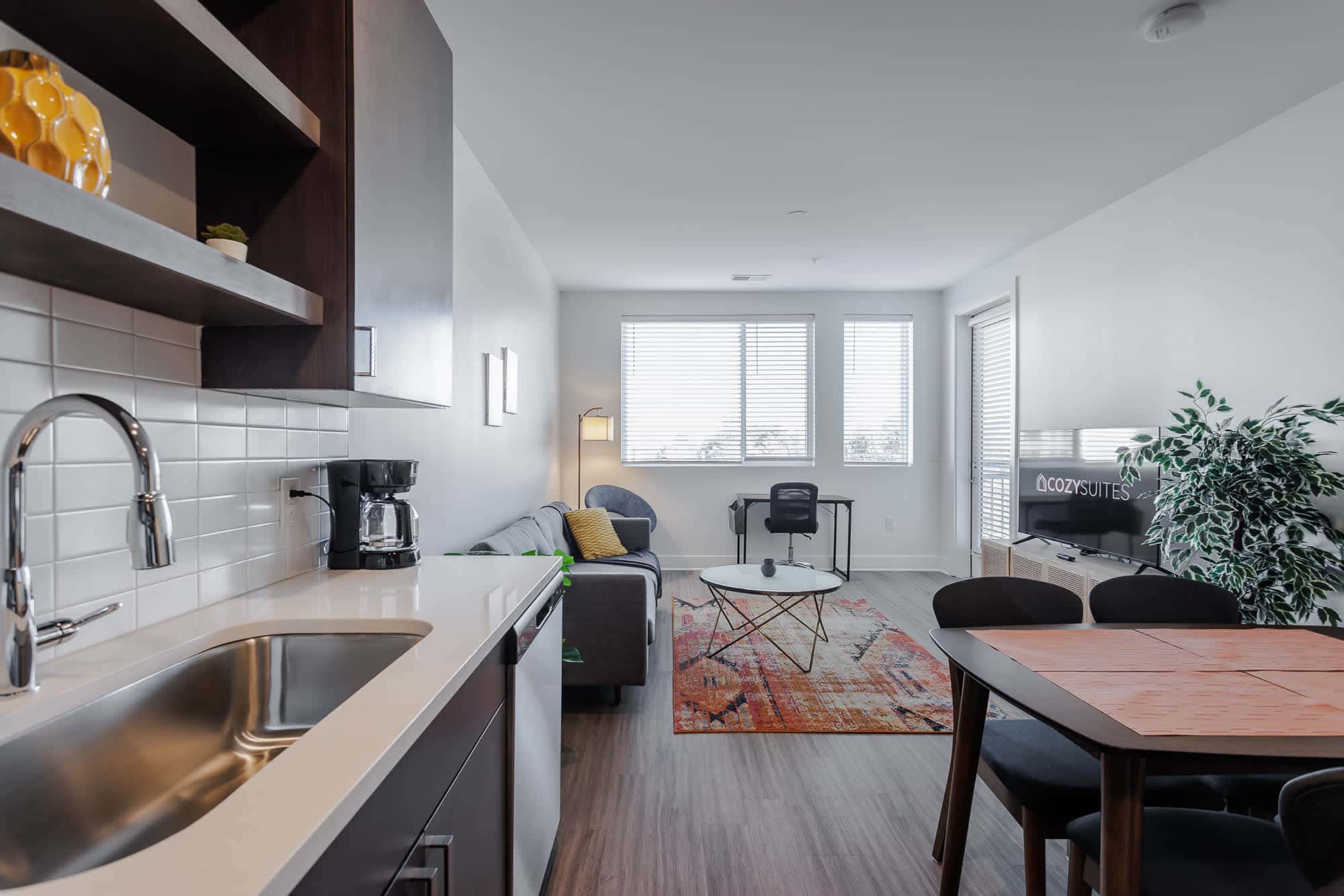 CozySuites ArtCincy 4BR in Downtown Cincinnati