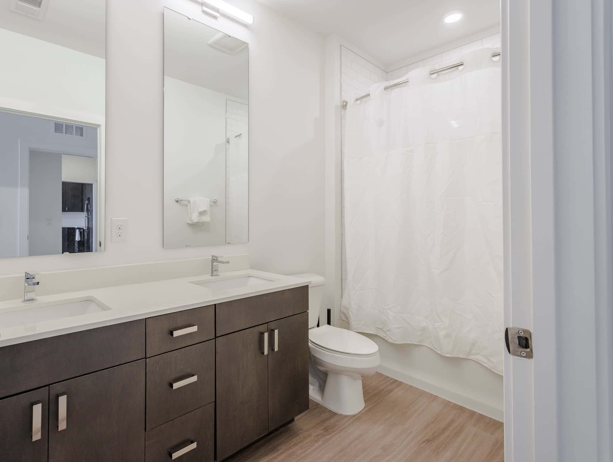 CozySuites ArtCincy 4BR in Downtown Cincinnati