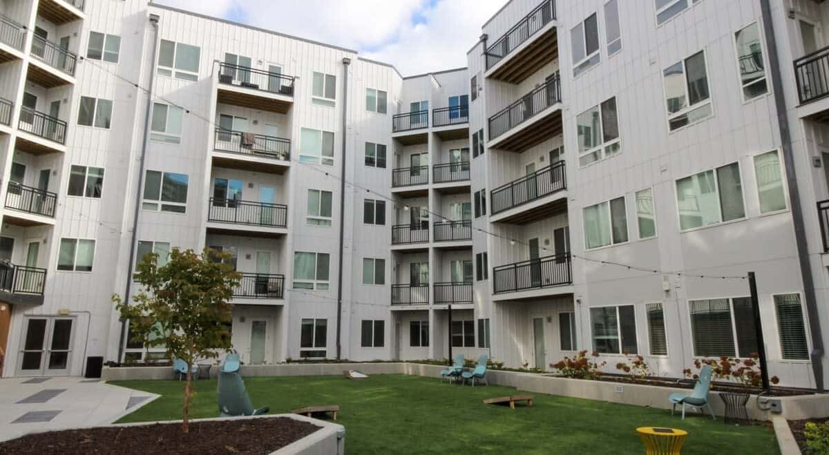 CozySuites ArtCincy 4BR in Downtown Cincinnati