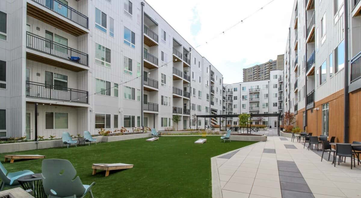 CozySuites ArtCincy 4BR in Downtown Cincinnati