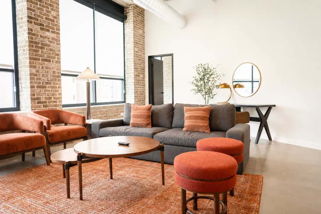 Roami at Century Plaza | 5BR combo | sleeps 12