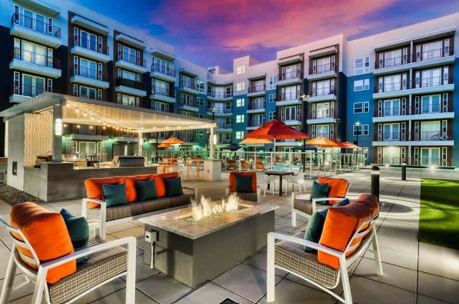 CozySuites Phoenix 3BR Apt w/ Pool, Parking, Pets