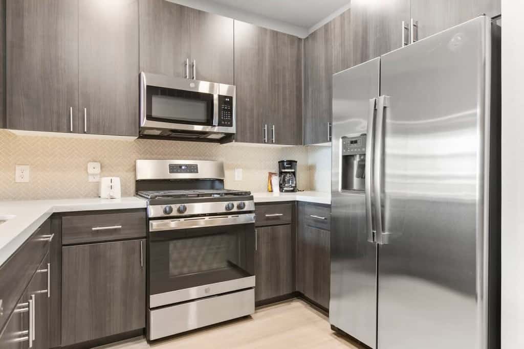 CozySuites Phoenix 3BR Apt w/ Pool, Parking, Pets
