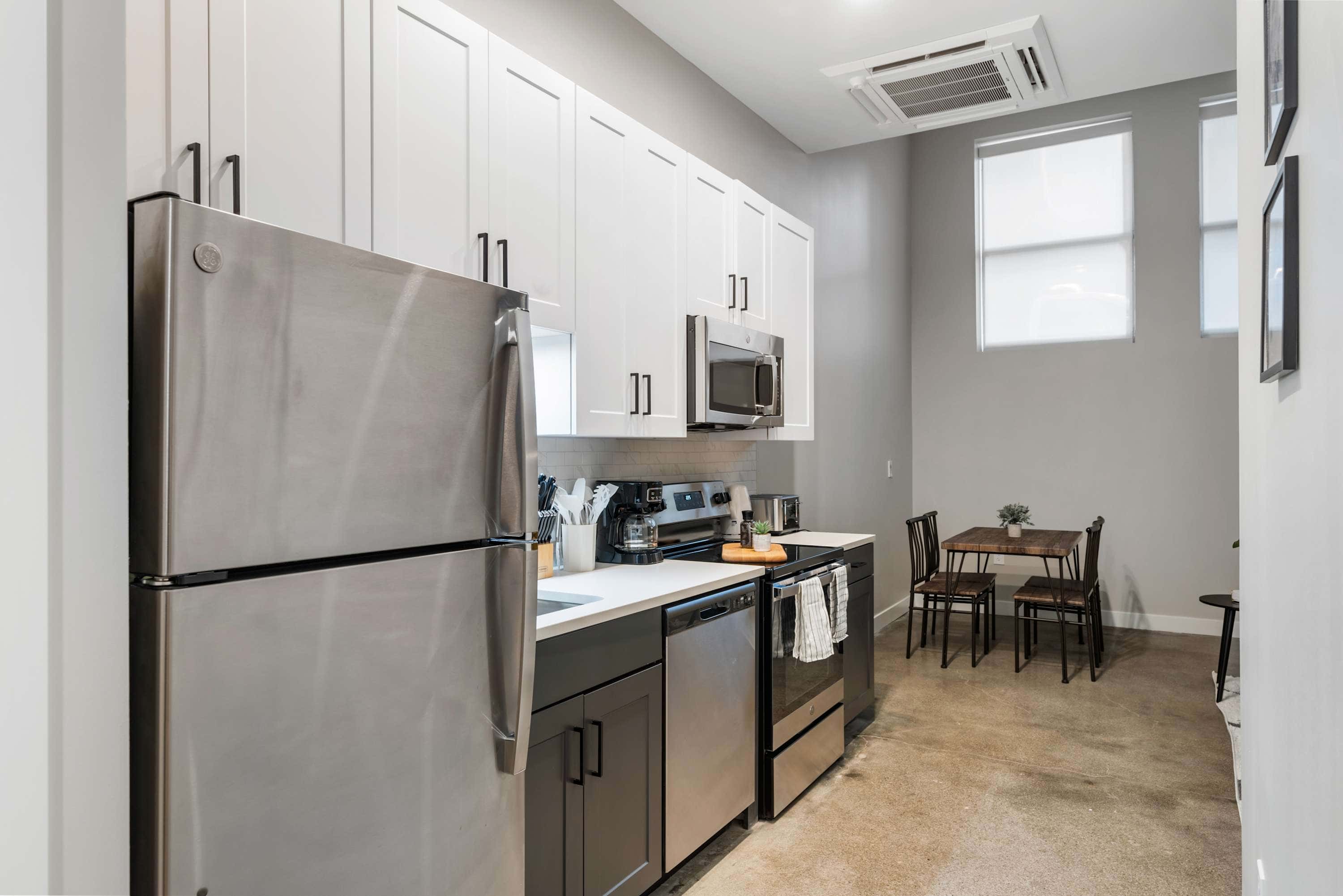 Stylish 1BR | Textile by CozySuites