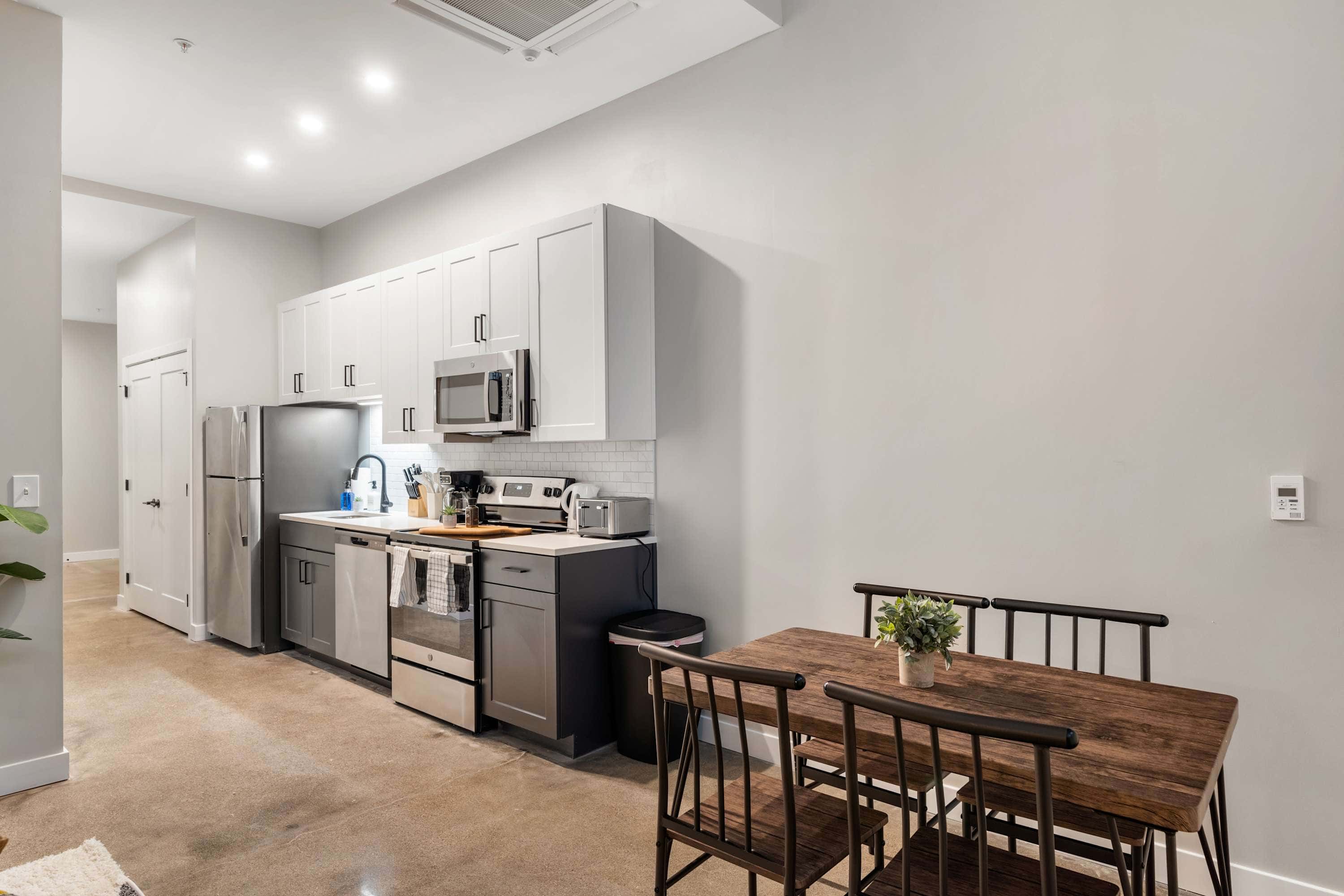 Stylish 1BR | Textile by CozySuites