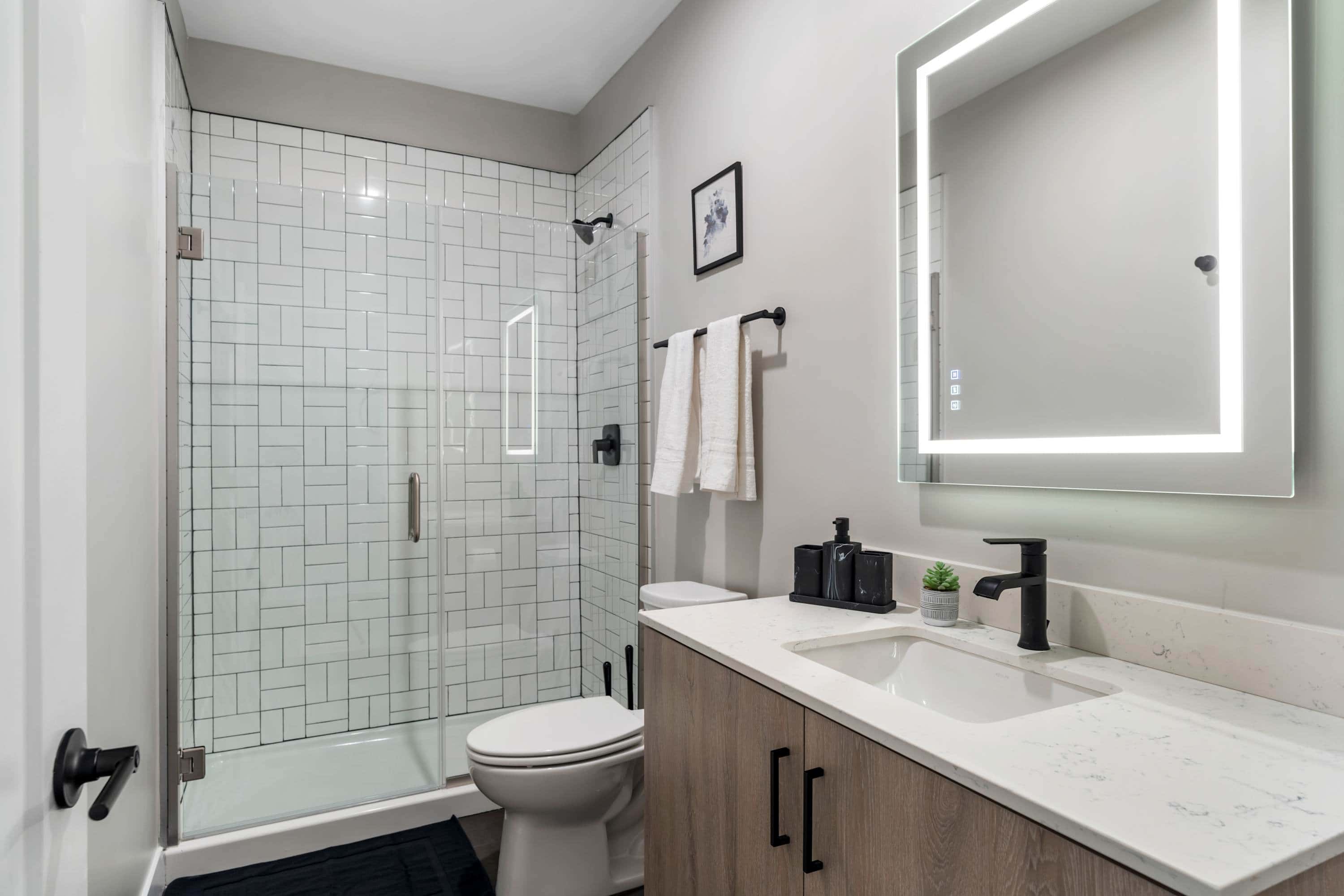 Stylish 1BR | Textile by CozySuites